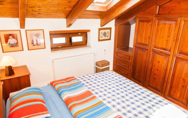 Hilltop Restful Maisonette in Arachova