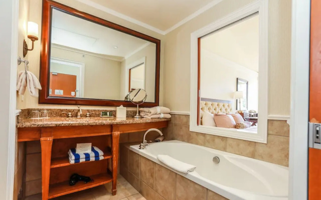 Poets Cove Resort & Spa