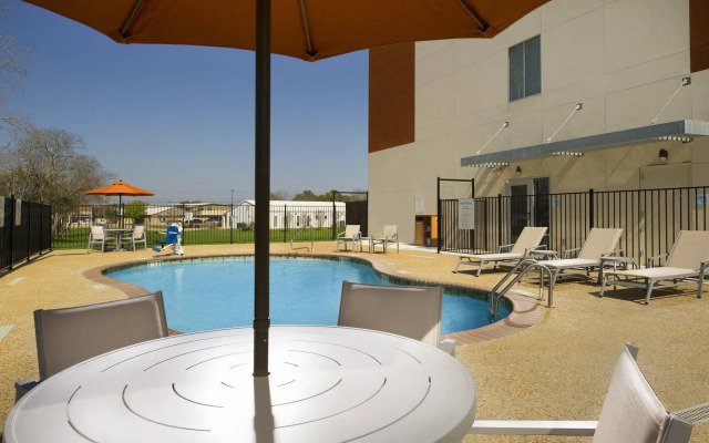 Holiday Inn Express & Suites New Braunfels by IHG