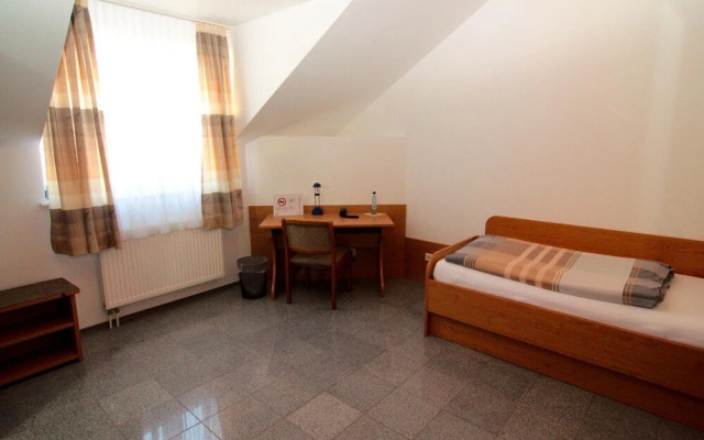 Messe-Hotel Waldruhe