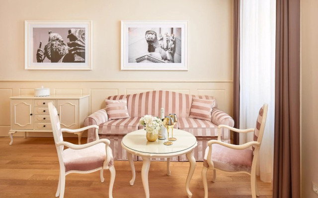 Piazza Heritage Hotel