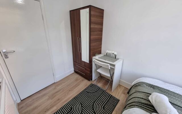 Easy Rooms - London Luton Airport