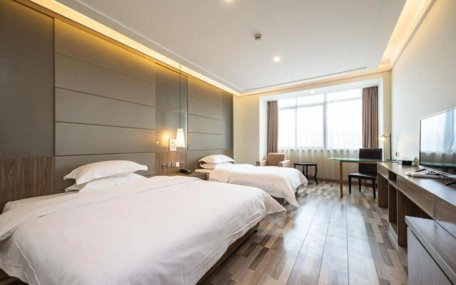 Yasheng Hotel (Taicang Port Area)