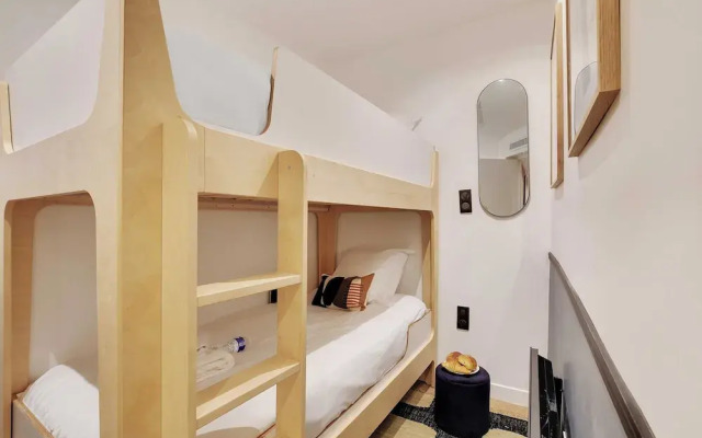 Magnificent Apartment - 2br/4p - Place des Vosges