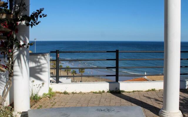 Varandas do Mar Apartamento T2R frente mar Olhos de gua Albufeira