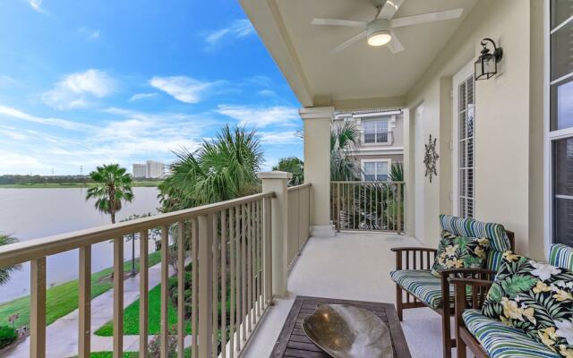 Spring Lakeview 3 Bedroom Condo by RedAwning