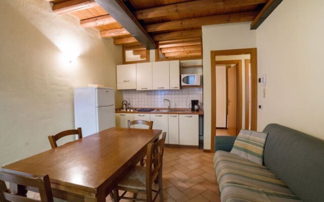 Borgo Alba Chiara 28451