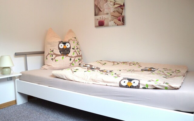 Apartment in Elpe With Balcony, Garden Furniture, Heating