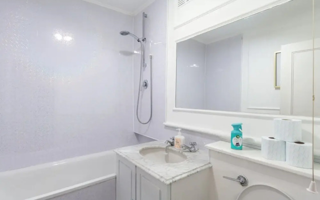 Comfortable One Bed in Central London