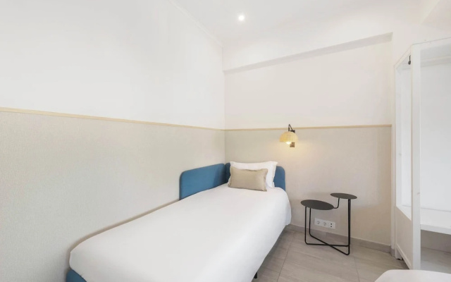 Equador Apartments by Olala Homes