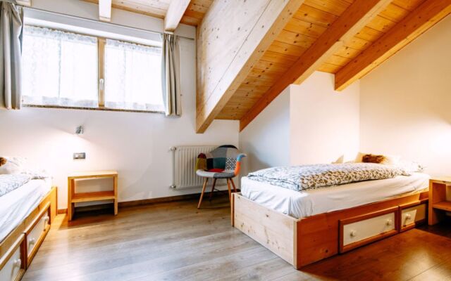 Delago-Stabler-Mansarda-Emma(PFS305)