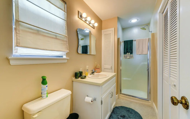 Lakefront Troutman Home w/ Private Dock & Slip!