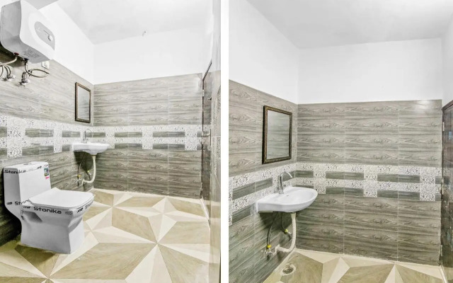 OYO Flagship 70400 Hotel Olive Inn