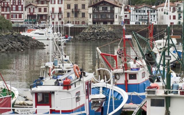 ibis Ciboure St Jean De Luz Hotel