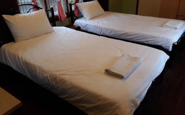 Tawan Shine parkview Resort