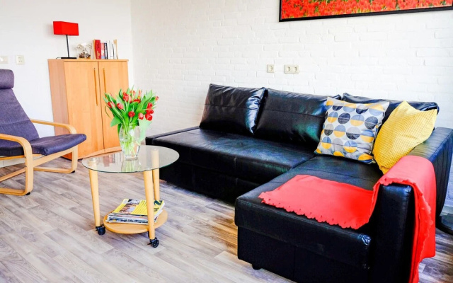 Awesome Apartment in Bruinisse With 1 Bedrooms and Wifi