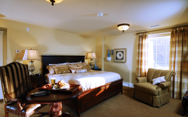 Grant Hall Hotel