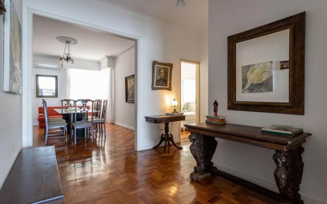 A 2 Minutos de la Playa de Copacabana A801