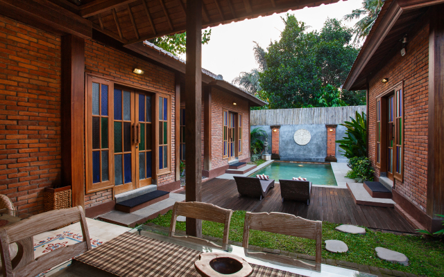 Ubud Raya Resort
