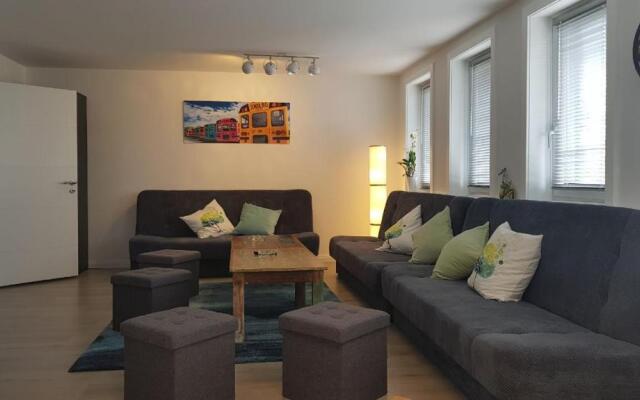 "Familientreff" in schöner moderner Ferienwohnung für 12 Personen im Oberharz!