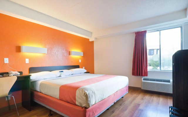 Motel 6 Springfield, VA - Washington DC Southwest