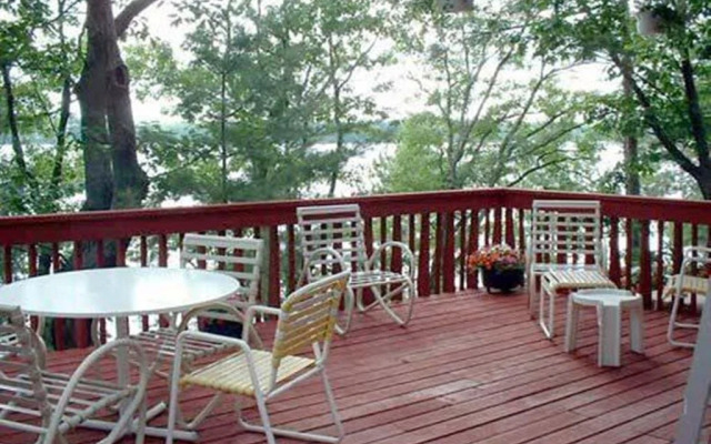 Tree Tops Bed & Breakfast