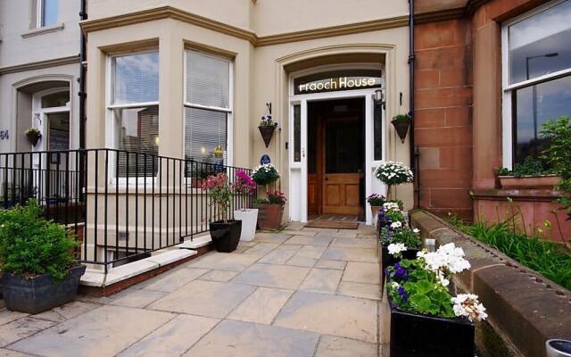 Fraoch House