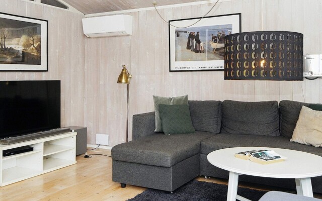 8 Person Holiday Home in Ronde