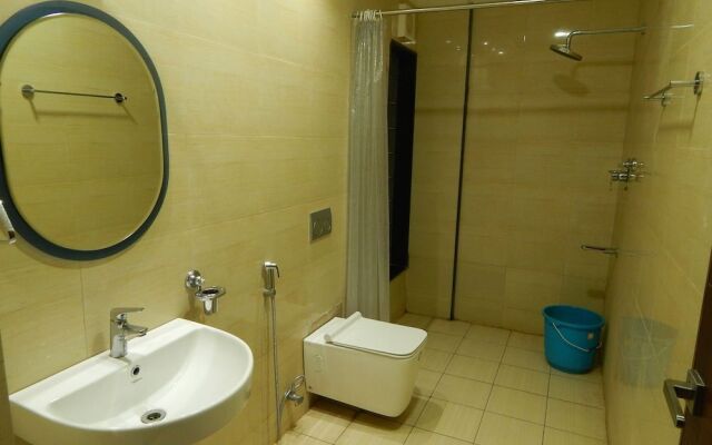 Hotel Aadhi