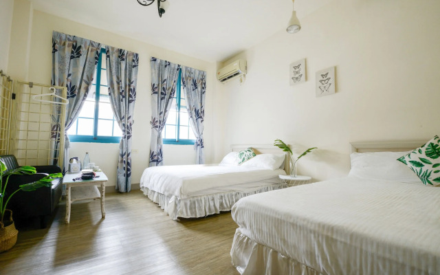 Rabbit house hotel