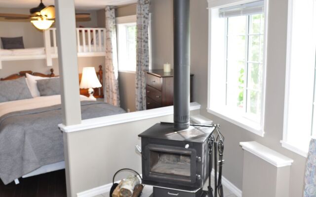 E'Laysa Guesthouse and Vineyard Retreat