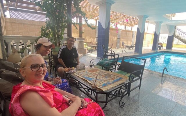Pyramita Hotel