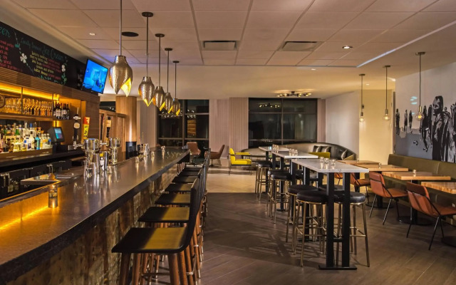 Renaissance Raleigh North Hills Hotel