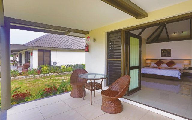Landers Bay Resort  Spa Fiji