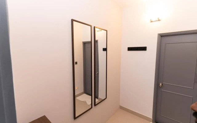 Regal Business Suites