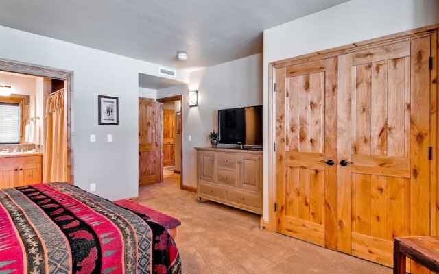 Torian Plum Creekside 417