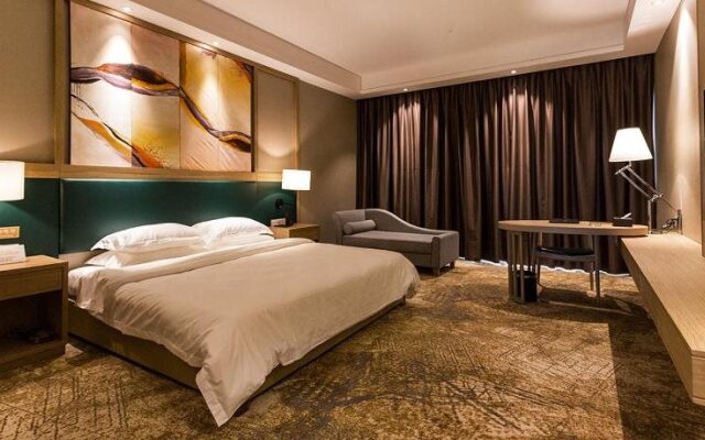 Lige Holiday Hotel