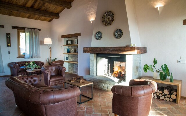 Aura Relais