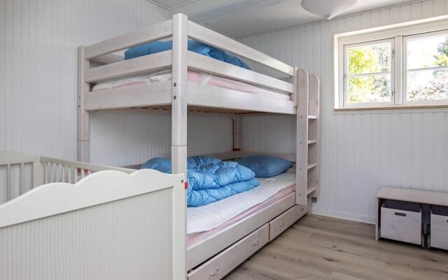 10 Person Holiday Home in Rødvig Stevns