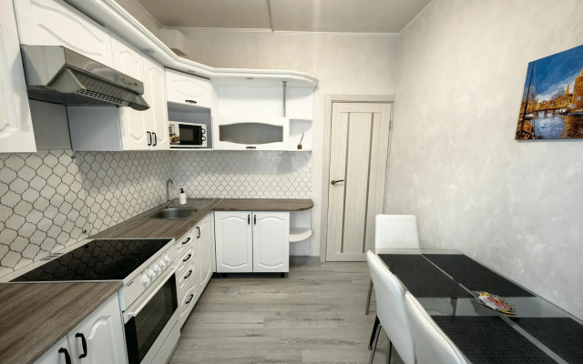 Like Home на улице Коновалова 1