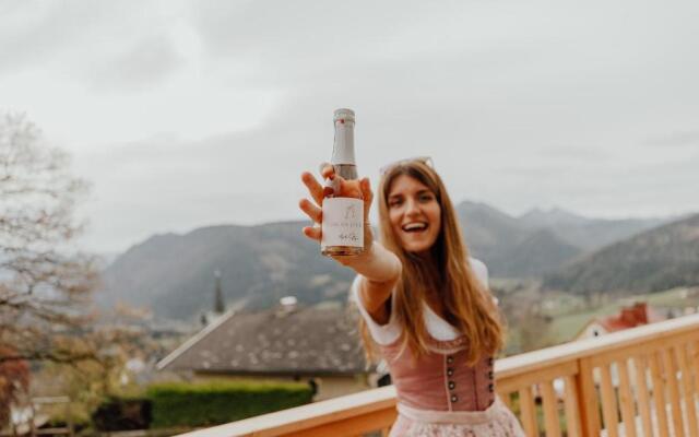 Hideaway Hotel Montestyria Chalets & Suiten