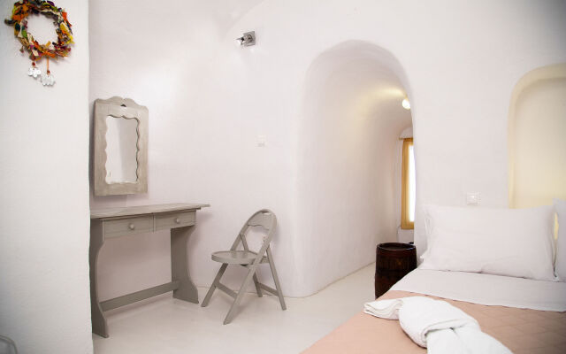 Marizan Caves & Villas