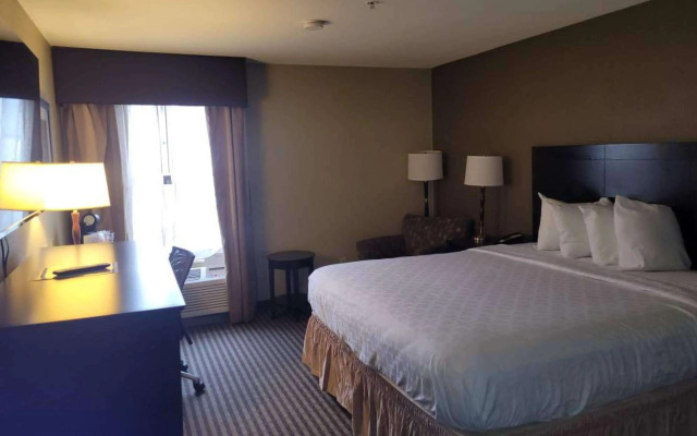 Best Western Plus Mishawaka Inn