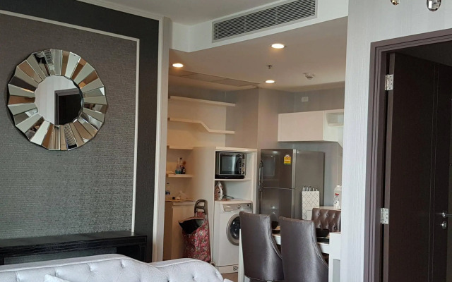Bangkok Luxury Suites Pyne