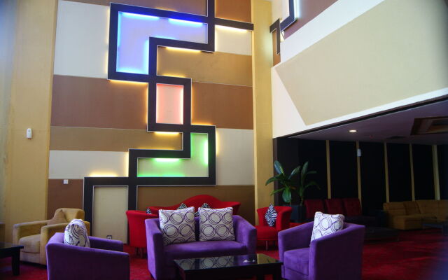 Benakutai Hotel and Apartemen