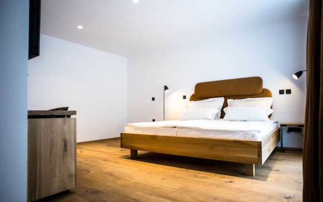 Vault Hotel