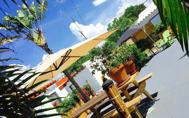 Oasis Hotel