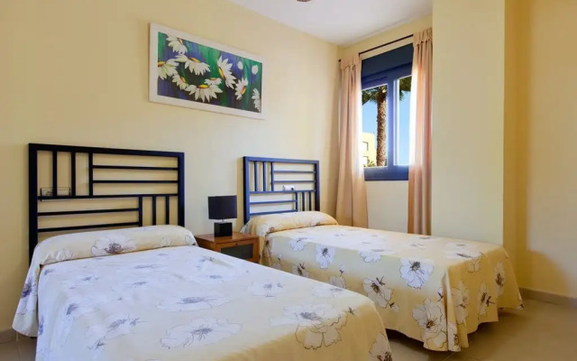 Apartamentos Playamarina