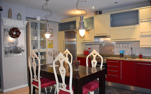 Apartamento San Quirce - céntrico y reformado- wifi y netflix