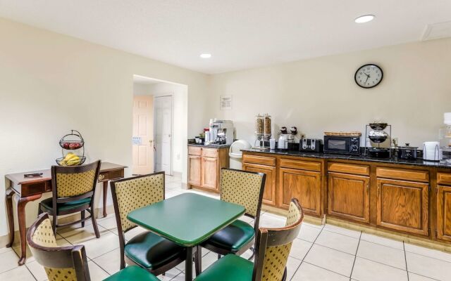 Econo Lodge